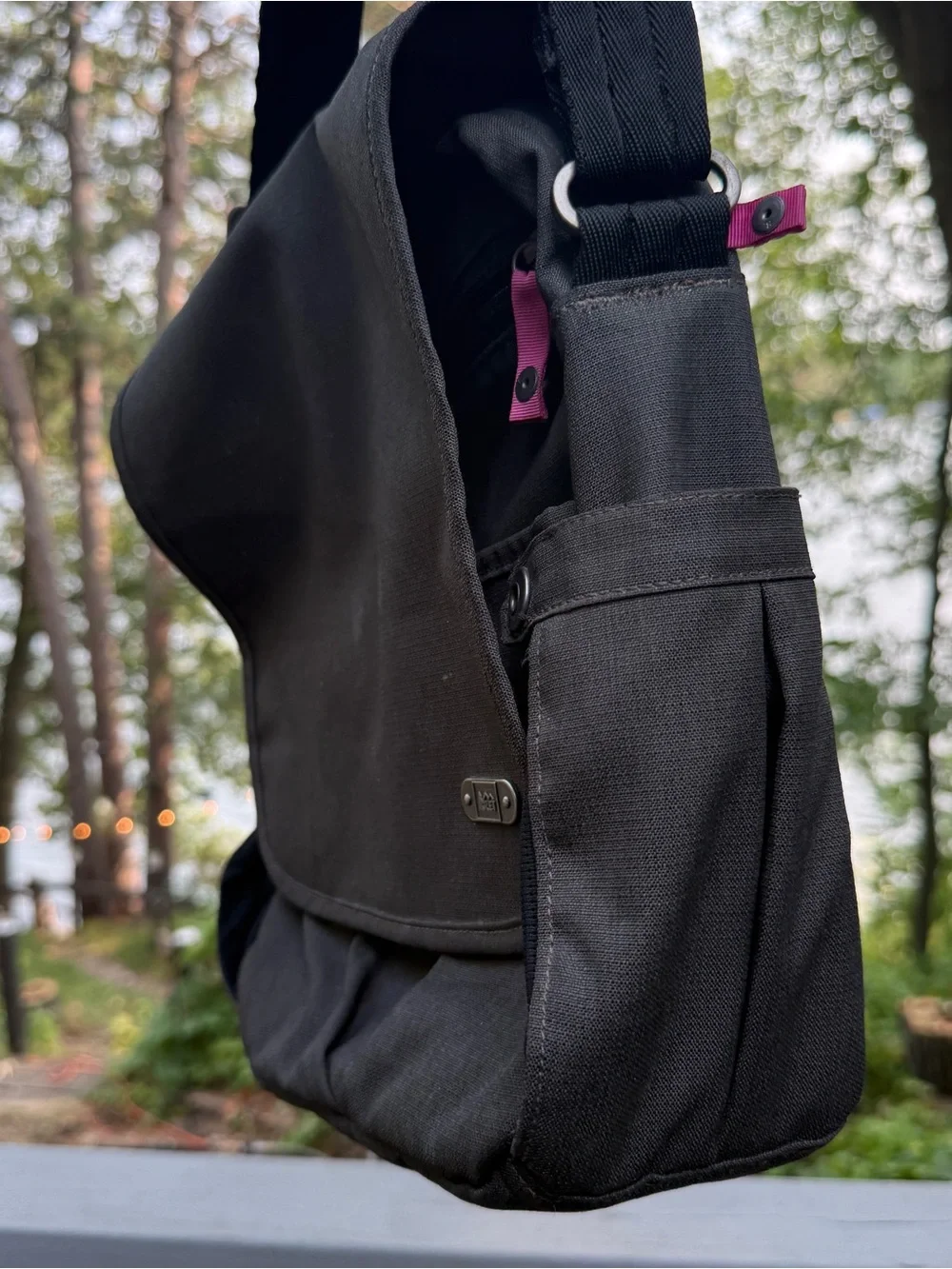 REI Travel Bag Purse Crossbody Lightweight Flap Pockets Hiking Outdoor Camp Gorp